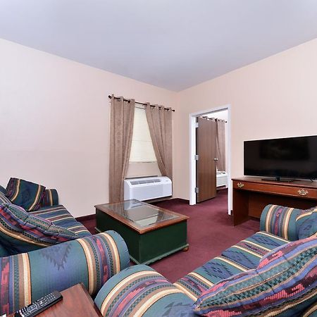 Americas Best Value Inn Somerville Texas Quarto foto