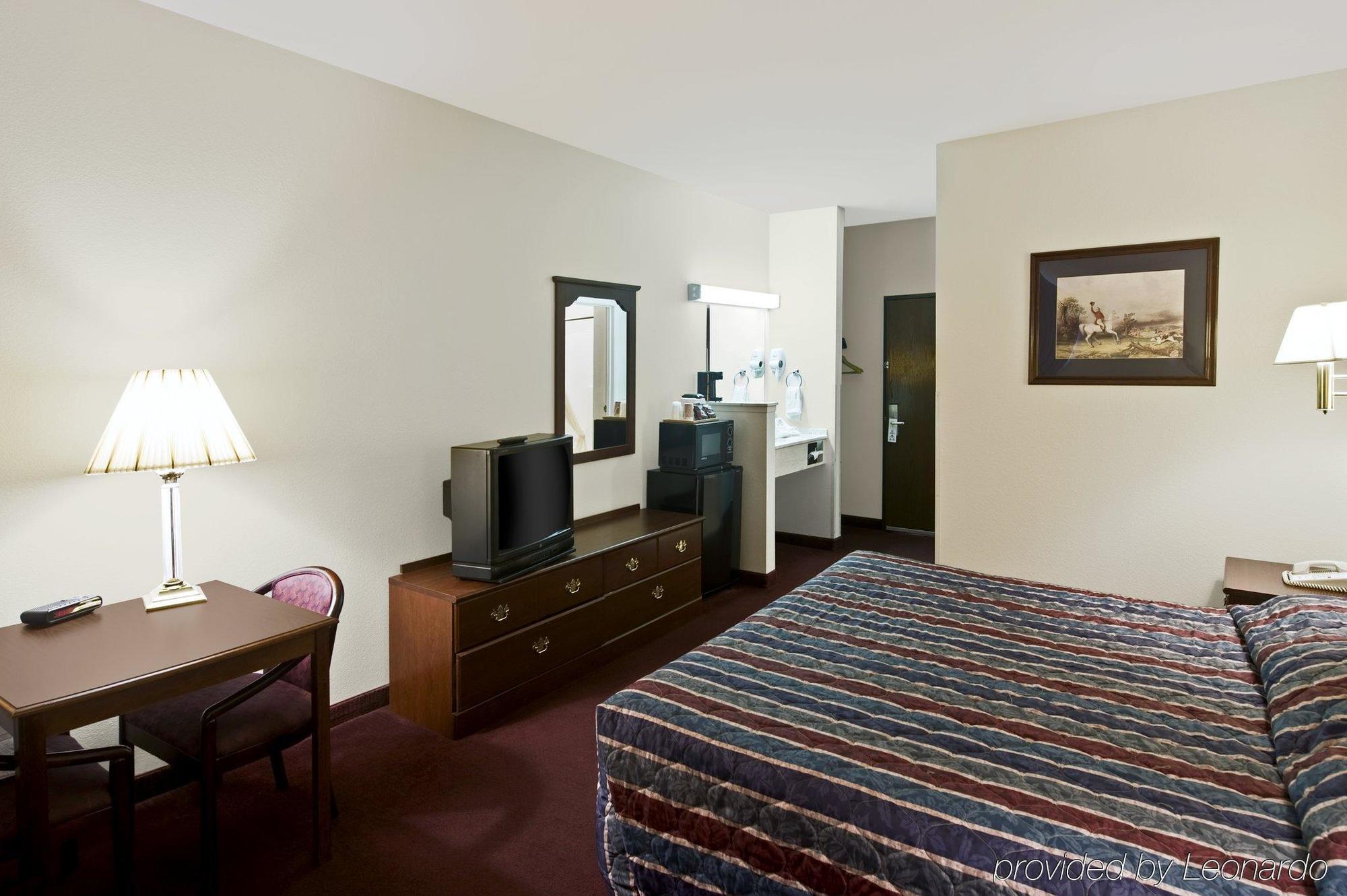 Americas Best Value Inn Somerville Texas Quarto foto